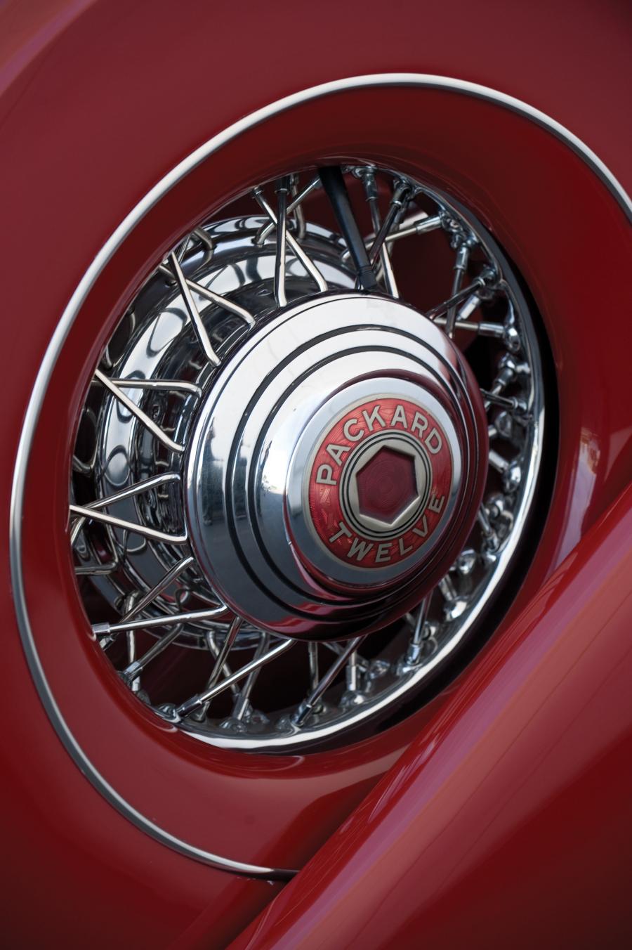  Packard Twelve Model 1208 Convertible Sedan 1935 года  (фото 2 из 17)